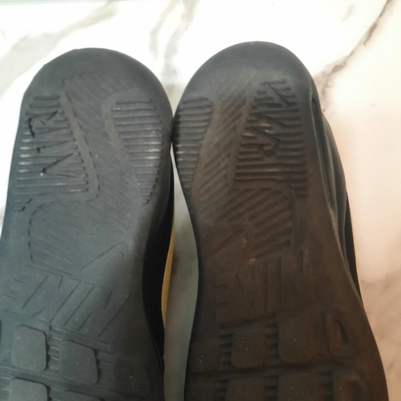 Nike Air Max Oketo Shoes Black Yellow Running Sneakers Ar7419-004 Size 6Y - Picture 15 of 16